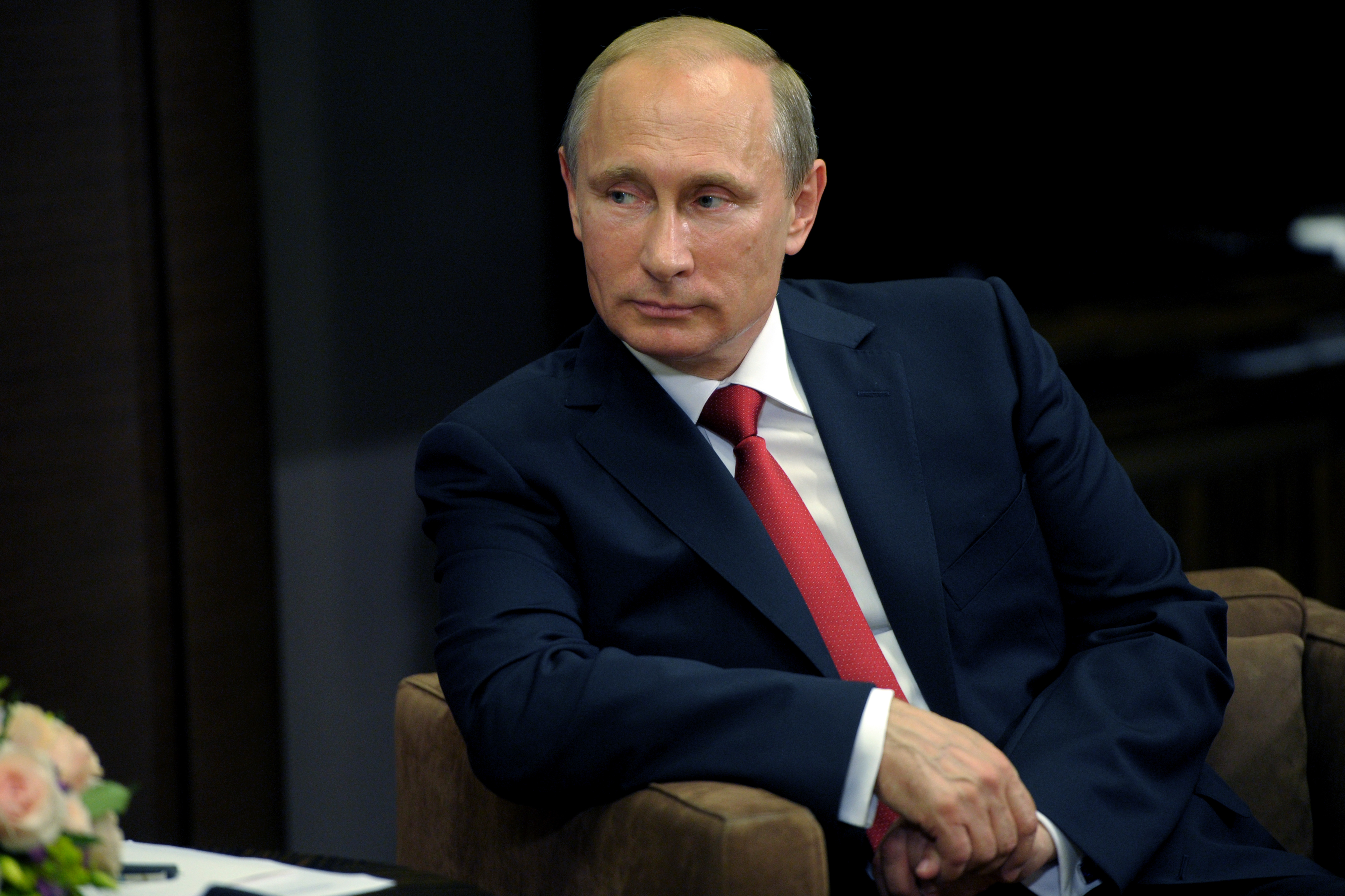 Олег Валенчук поздравил Президента Владимира Путина с юбилеем